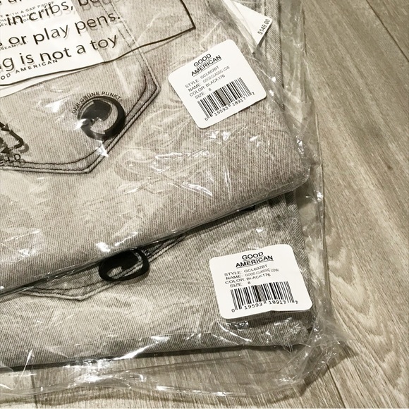 Good American Classic Low Rise Jeans in Black176 NIB - Picture 7 of 9